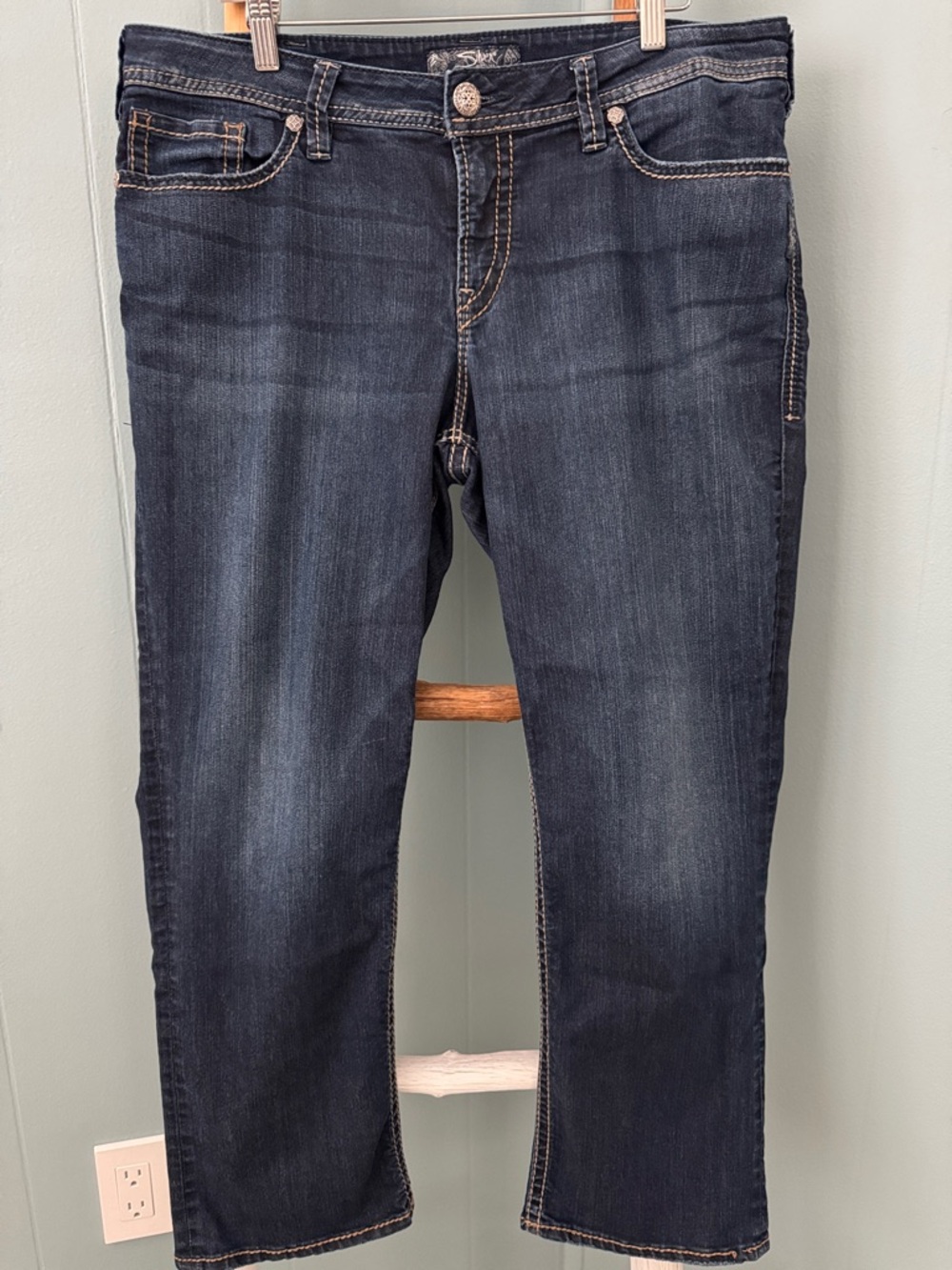 Silver Jeans Co Women's Suki Mid Capri Blue Denim Super Stretch ~ 16